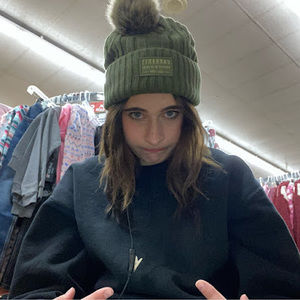 Meet your Posher, Taylar